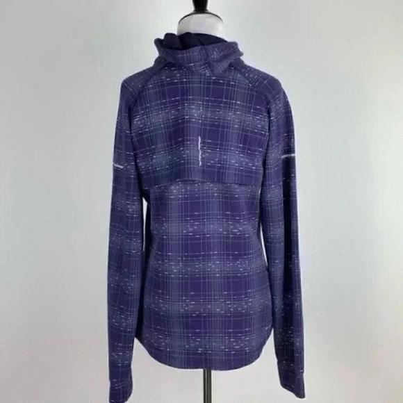 Nike running jacket sz M reflective hooded dry fit - Picture 5 of 12